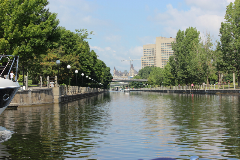 Illustration for article titled Take a trip down the Rideau Canal